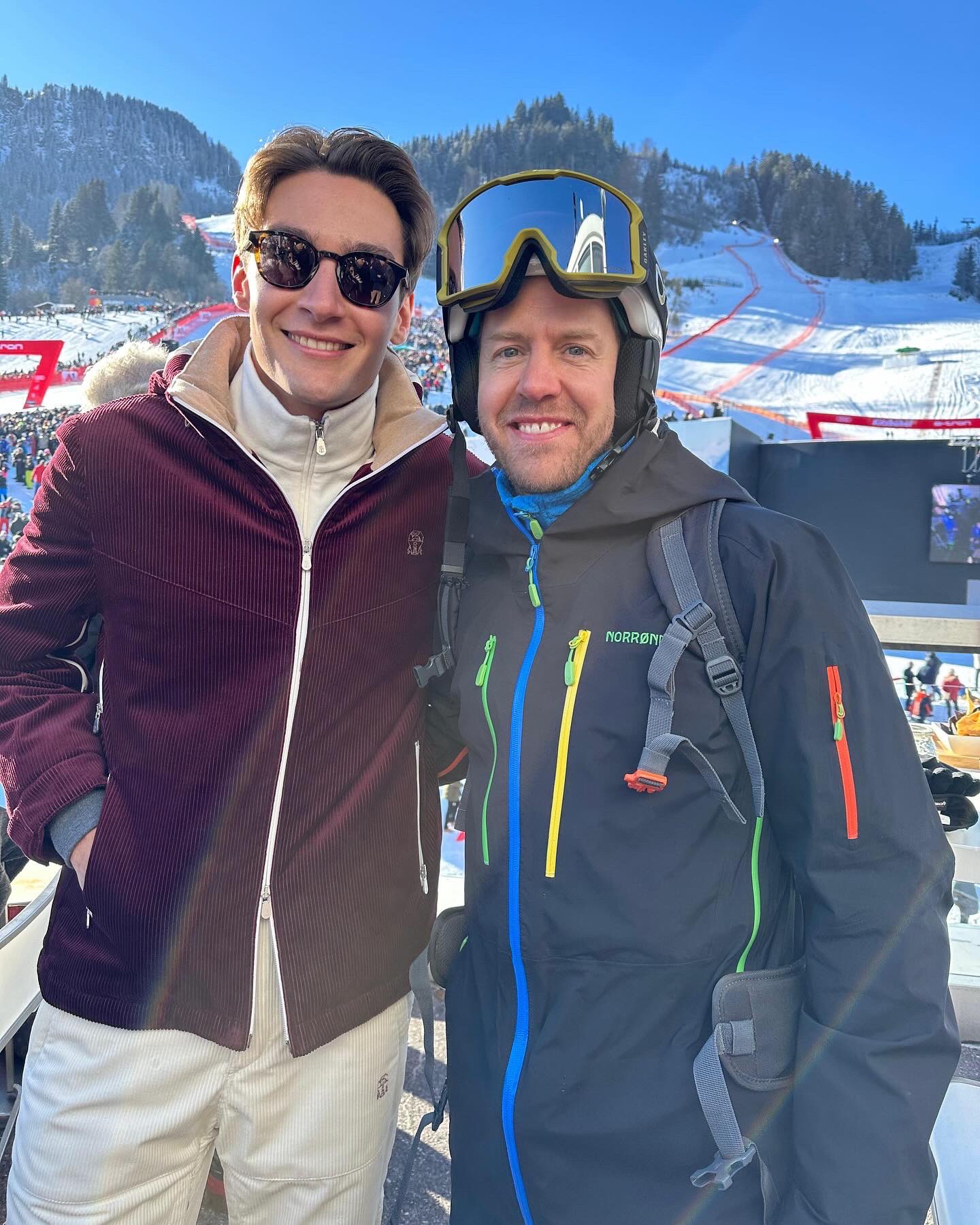 George Russell au championnat du monde de ski Alpin, en Autriche, avec la famille Wolff et Sebastian Vettel